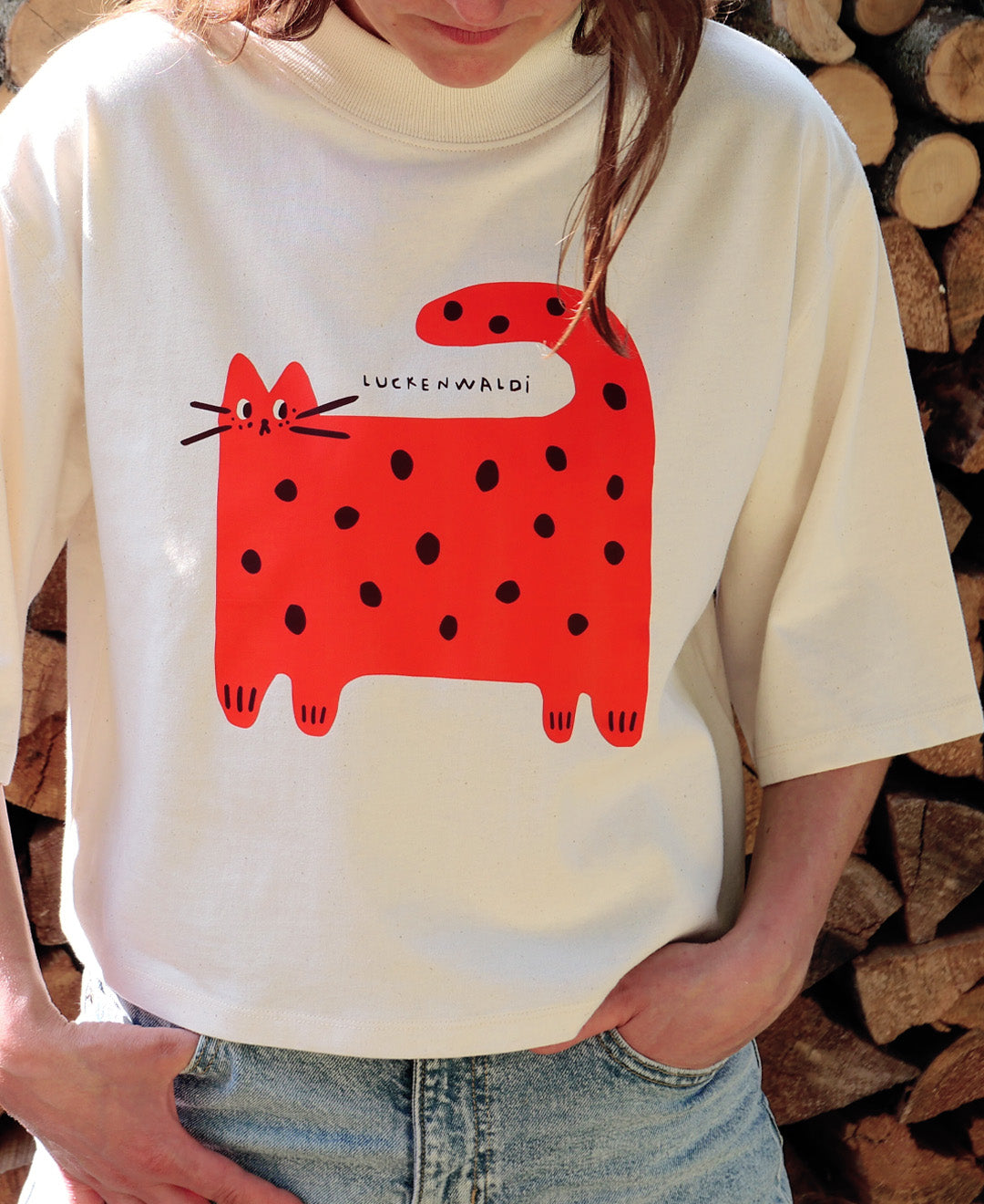 Luckenwaldi große Katze